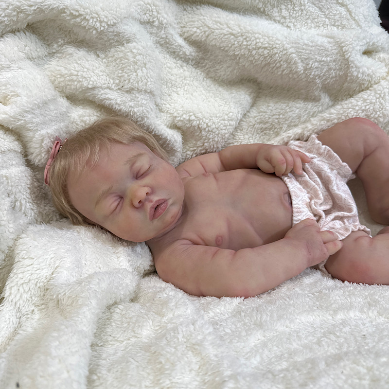 Reborn full body dahlia 19.5 in long 8 lb - Image 4