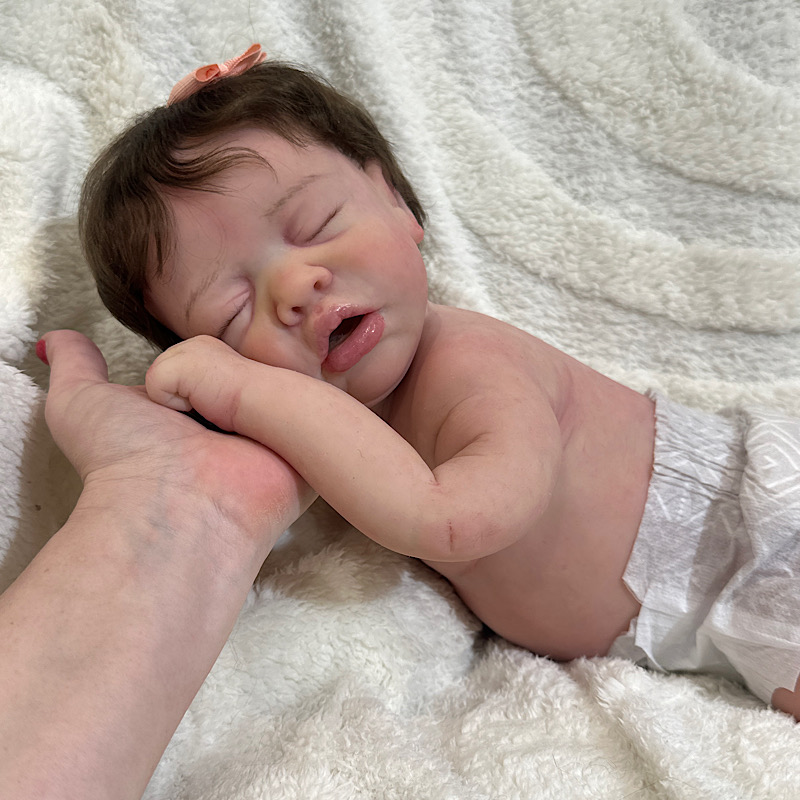 Reborn full body silicone neeley 19 inch 7 lb 12 oz - Image 8