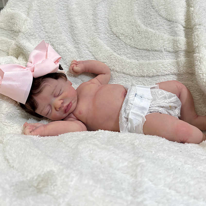 Reborn full body silicone neeley 19 inch 7 lb 12 oz - Image 6