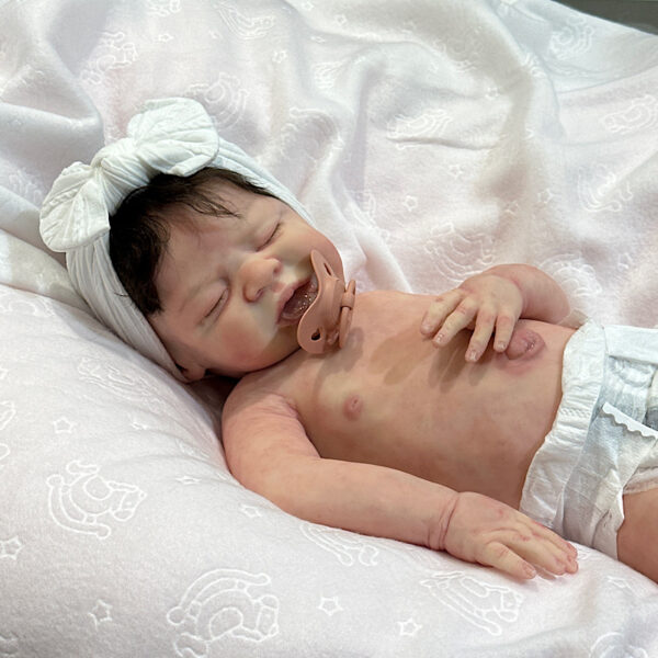 Reborn full body silicone Louise - Image 7