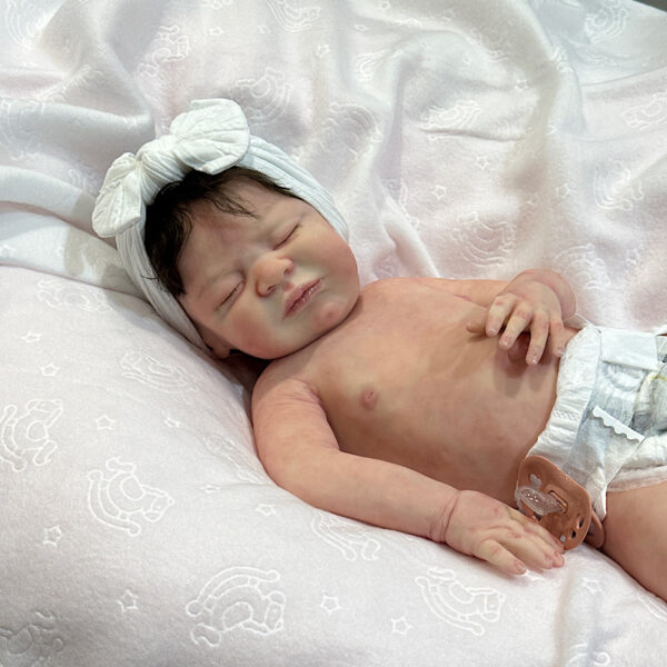 Reborn full body silicone Louise - Image 8