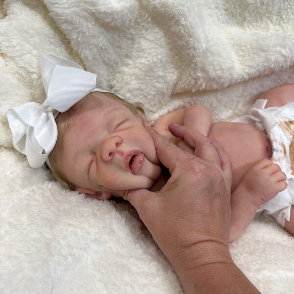 Reborn Sammy full body silicone preemie 17 inch - Image 3